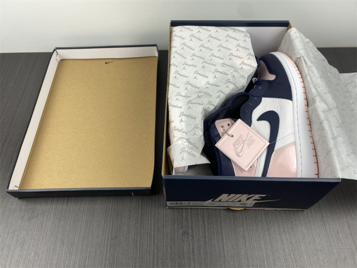 Air Jordan 1 High OG “Atmosphere” DD9335-641
