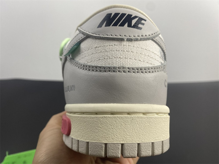 Off-White x Dunk Low ‘Lot 07 of 50’ DM1602-108