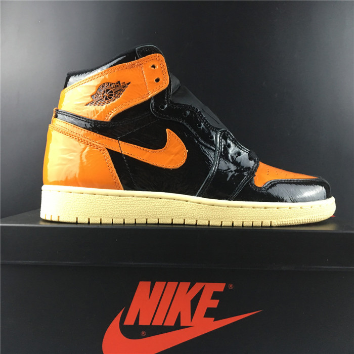 Air Jordan 1 Retro High Shattered Backboard 3.0 – 555088-028