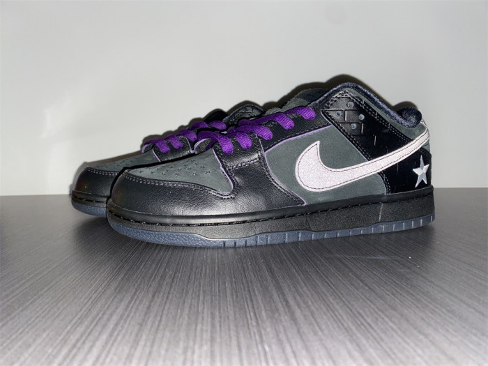 Familia x Nike SB Dunk Low “First Avenue” DJ1159-001
