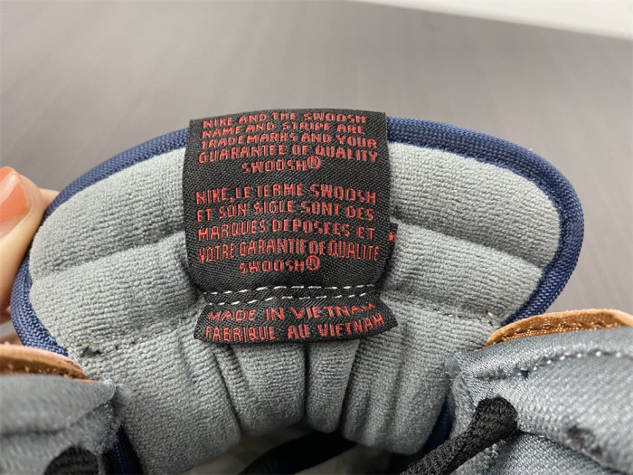 Gundam x Nike SB Dunk High “Banshee” DH7717-400