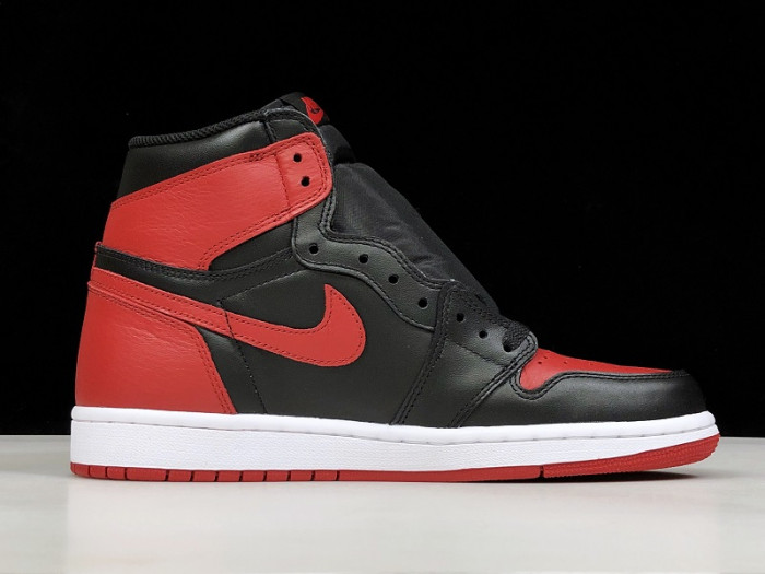 Air Jordan 1 Retro High OG “Banned” 555088-001