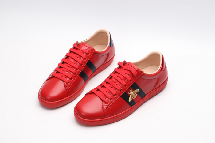 G*u*i low-top sneaker