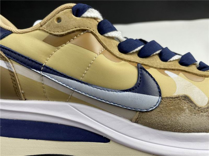 Nike Vaporwaffle sacai Sesame Blue Void DD1875-200