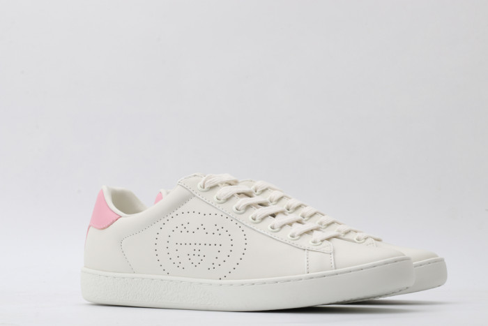 G*u*i low-top sneaker
