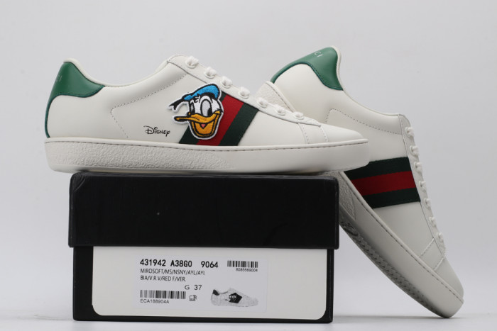G*u*i low-top sneaker