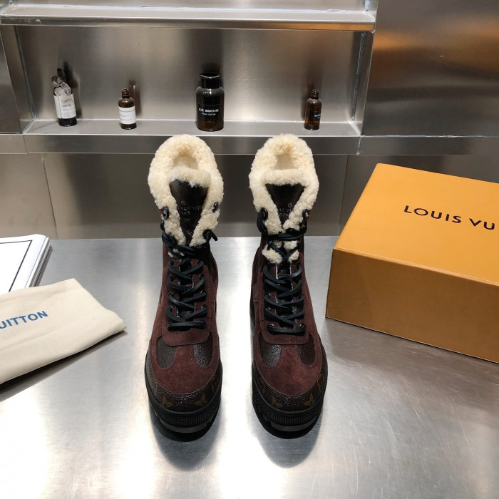 LOUS VUITO LAUREATE PLATFORM DESERT BOOT