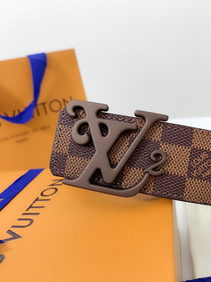 Loui Vuitto Belt-4CM