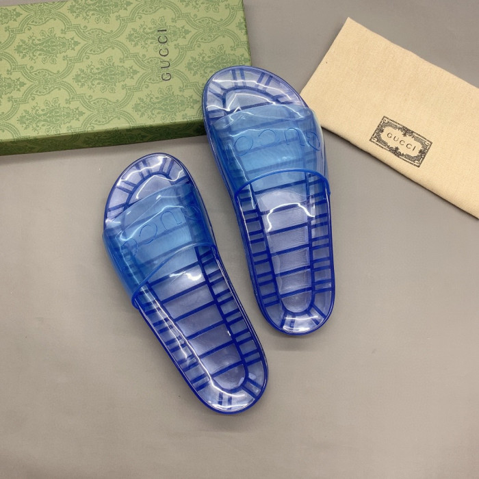 G*u*i slippers