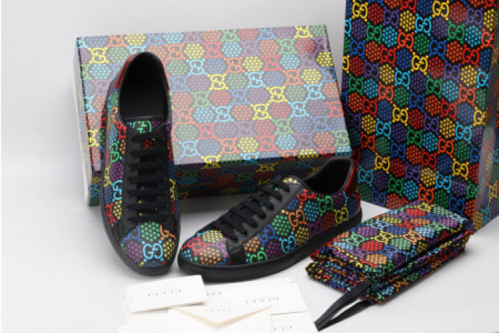 G*u*i ace embroidered low-top sneaker 610085 h2020 1110