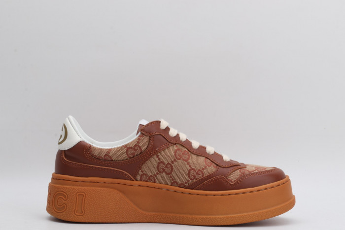 G*u*i low-top sneaker