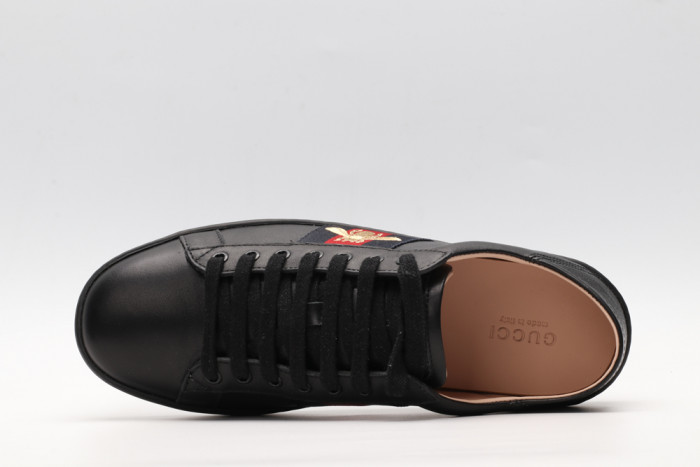 G*u*i low-top sneaker