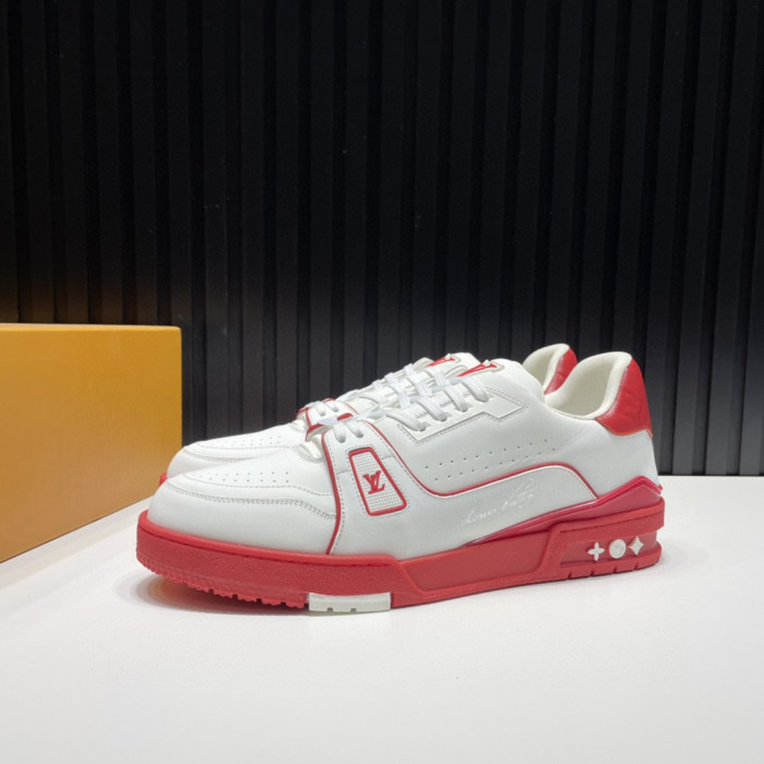 LV TRAINER SNEAKER LOW