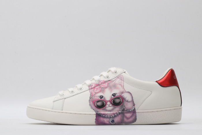 G*u*i low-top sneaker
