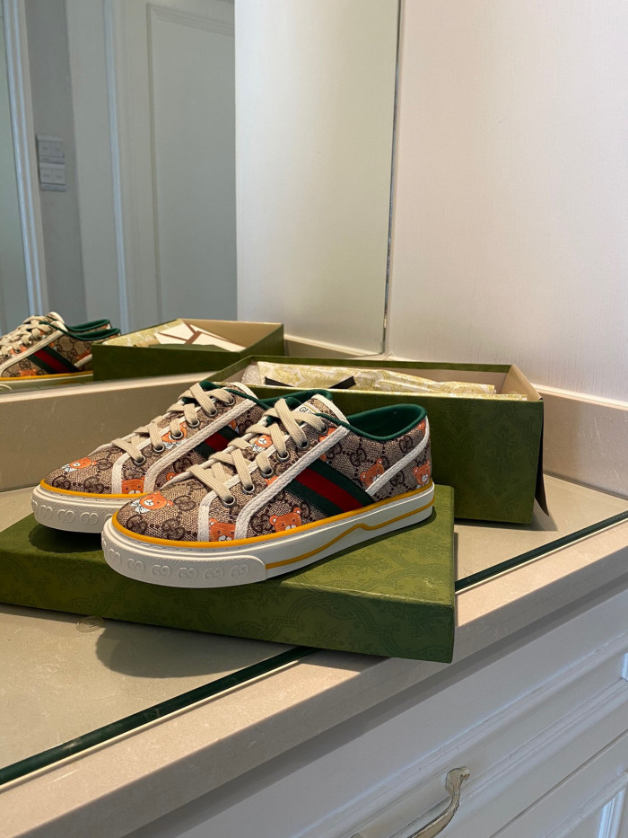 G*u*i tennis 1977 sneaker