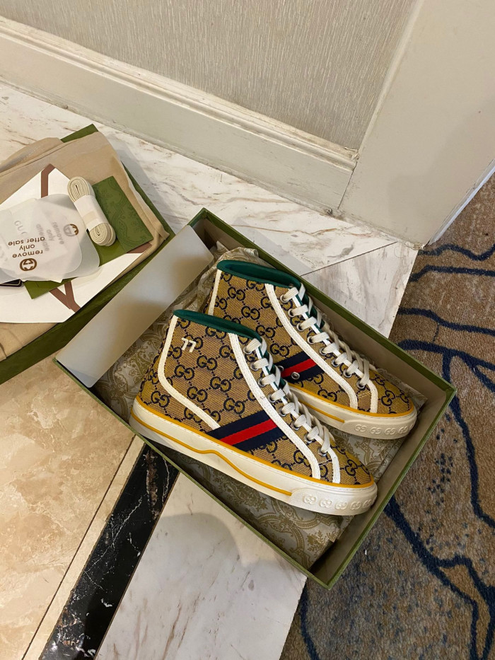 G*u*i tennis 1977 sneaker