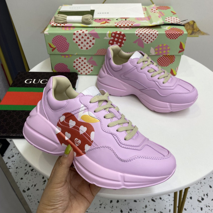 G*u*i sneaker