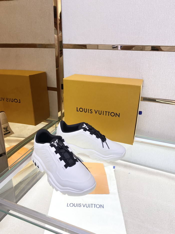 Loui Vuitto MILLENIUM SNEAKER