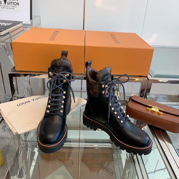 LOUS VUITO BOOTS