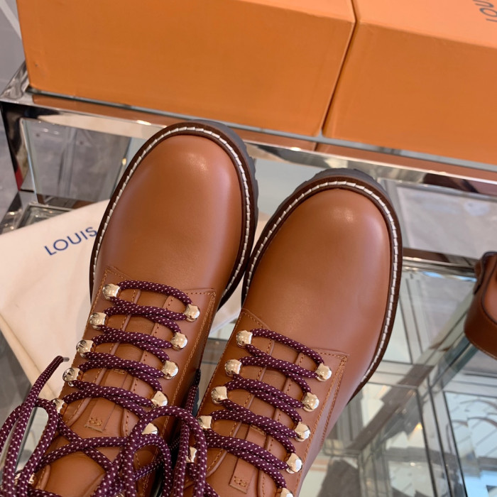 LOUS VUITO BOOTS
