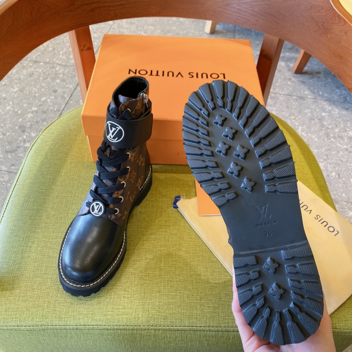 LOUS VUITO BOOTS